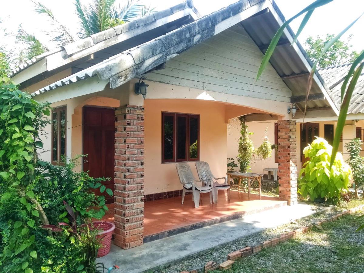 Suwantana Lanta Houses เกาะลันตา ภายนอก รูปภาพ